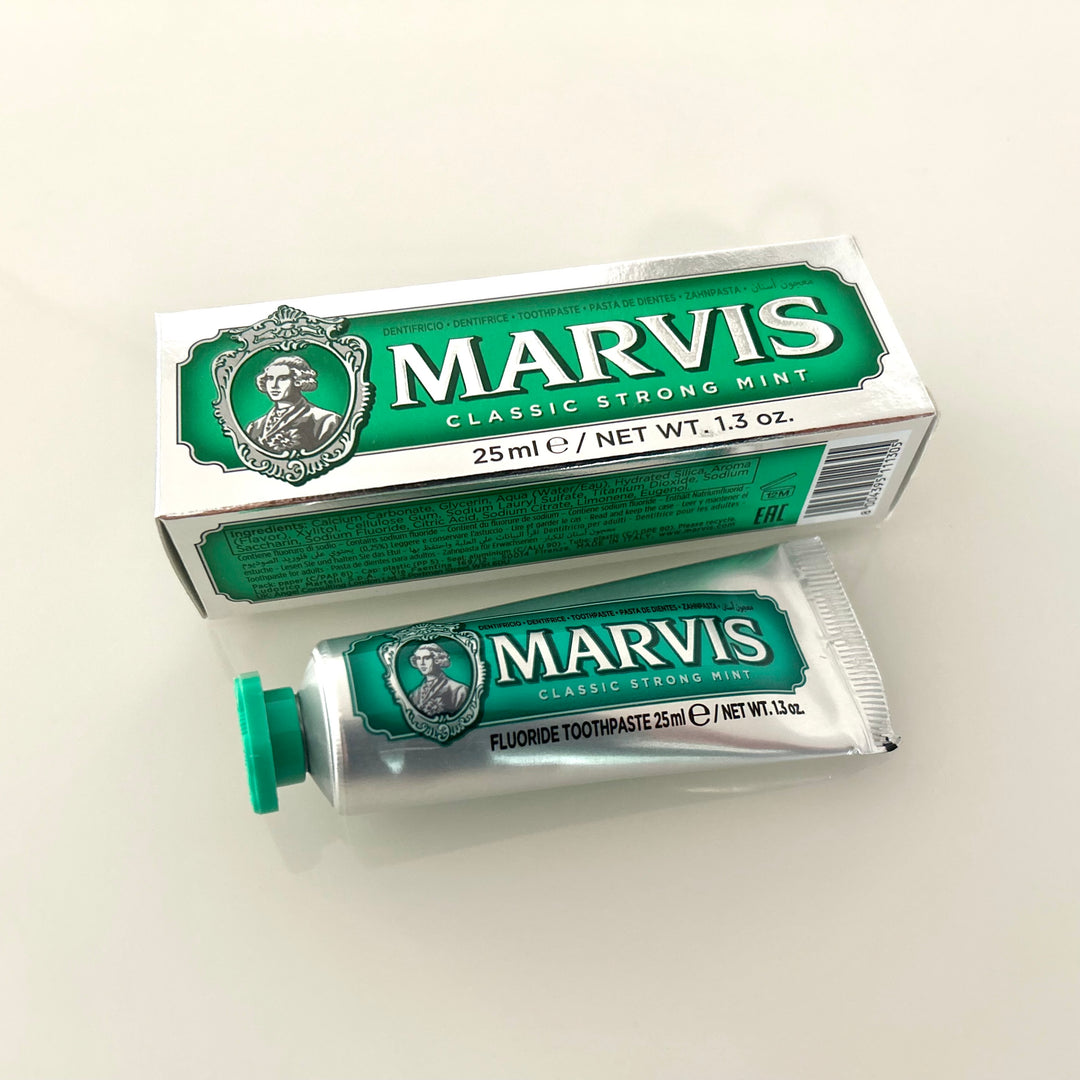 イタリアの定番歯磨き粉 MARVIS クラシック ストロング・ミント 25ml