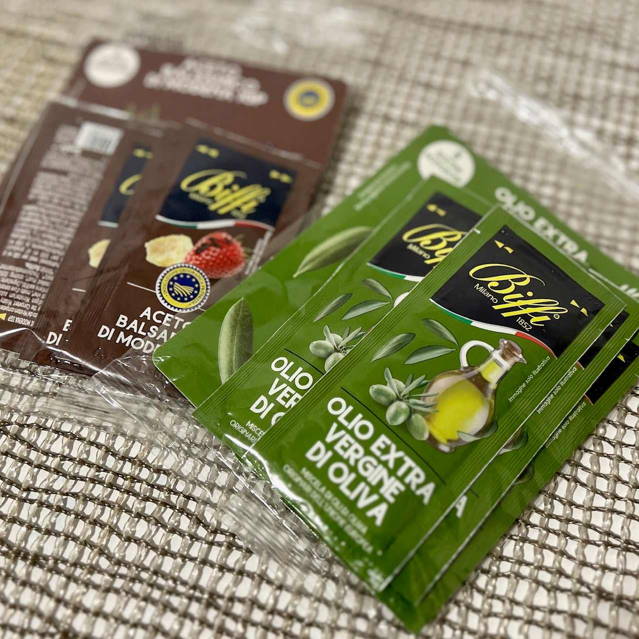 個包装のバルサミコ(IGP) 5mlx6セット – Fresh Italy Deli