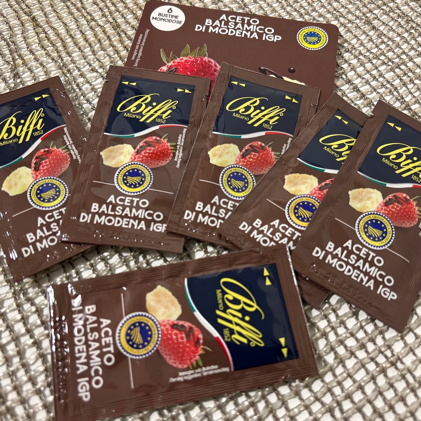 個包装のバルサミコ(IGP) 5mlx6セット – Fresh Italy Deli